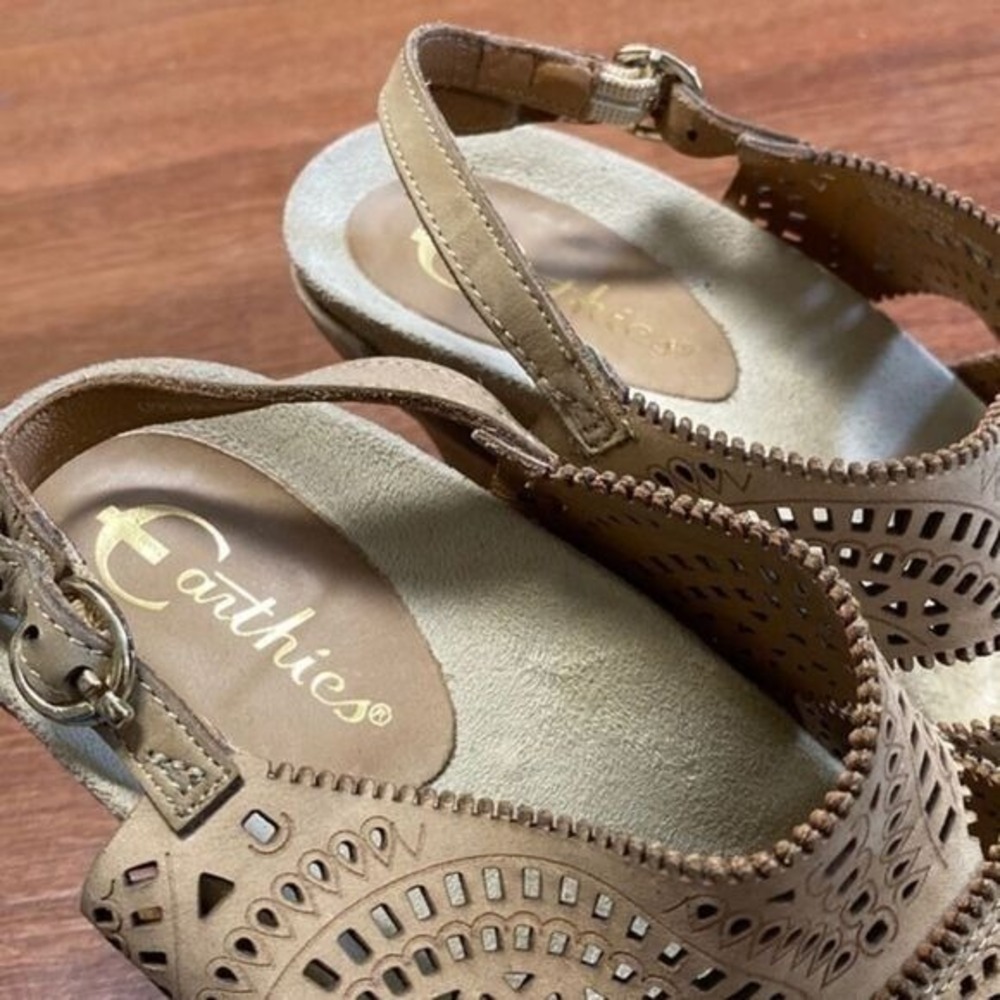 Earthies Tan Sandal Heels - Picture 2 of 8